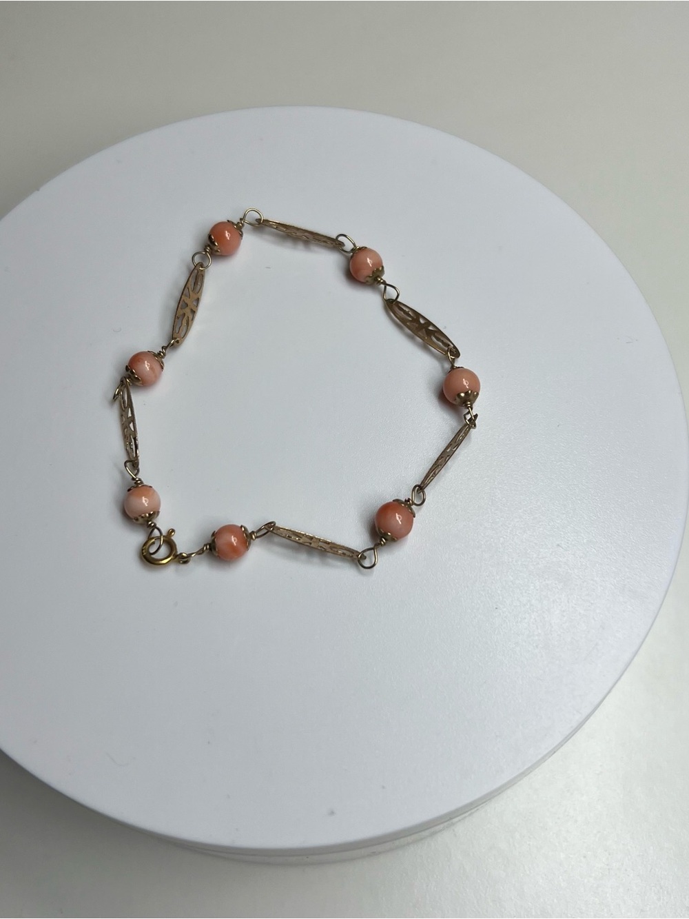 Vintage 14K Gold Angel Skin Coral Filigree Station Bracelet Pink Bead Links 7.75